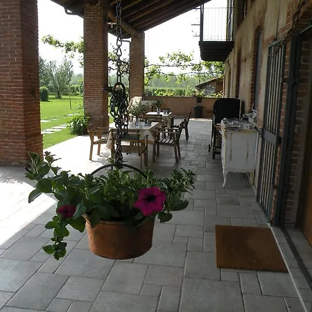 Alojamento de Acomodação e Pequeno-almoço Seguendo L'oca